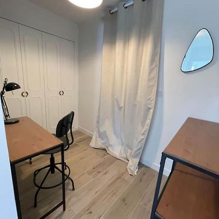 Appartement Proche Stade/Eurexpo Décines-Charpieu Eksteriør bilde