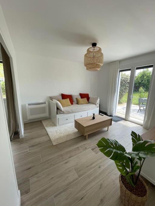 Appartement Proche Stade/Eurexpo Décines-Charpieu Eksteriør bilde